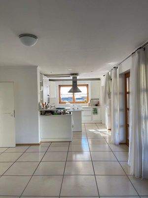 Küche und Esszimmer