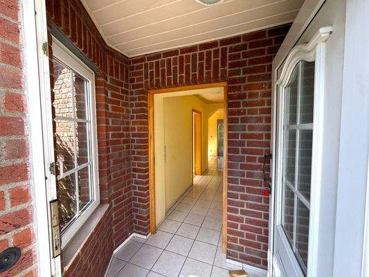 24344 LooseImmo Eingang