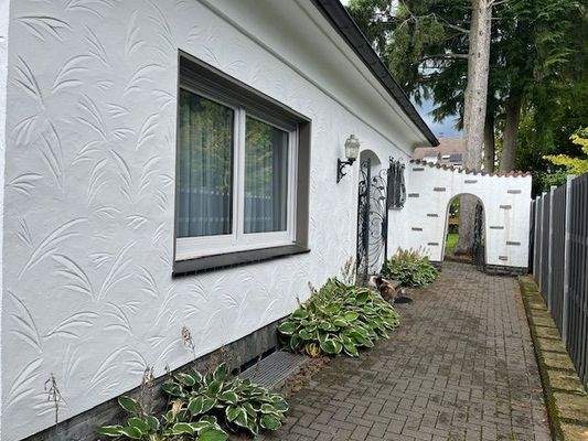 Durchgang zum Garten