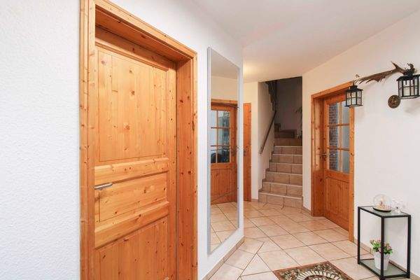 Eingangsbereich linke Wohneinheit