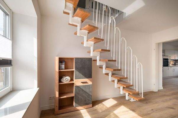 Treppe Spitzboden Whg. 3