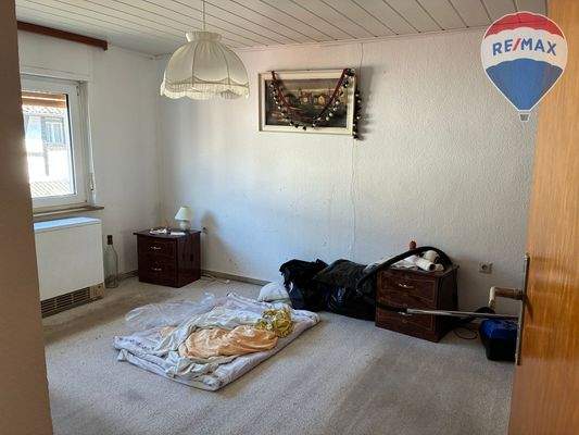 15. Schlafzimmer  OG