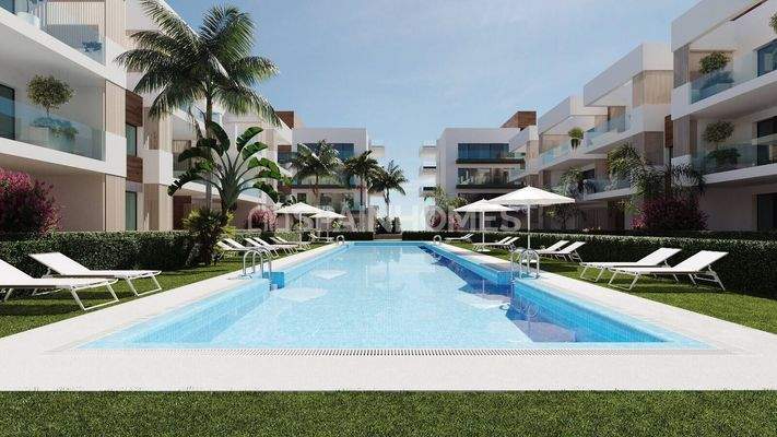 Stylish Flats Near the Sea and Amenities in San Pedro Murcia