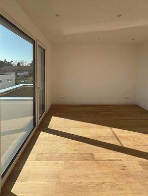 Kinder-/Arbeitszimmer