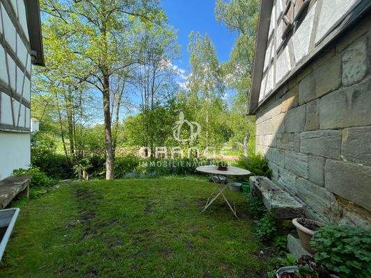 Hier geniessen Sie das Plätschern des Bachlaufes....