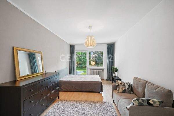 Helles Gästezimmer im Obergeschoss