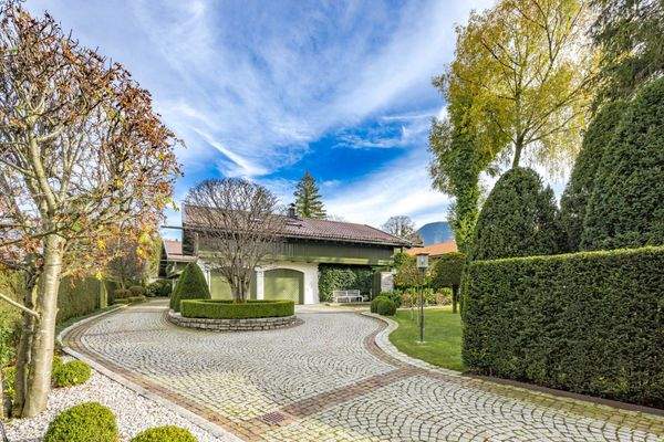 Repräsentative Auffahrt