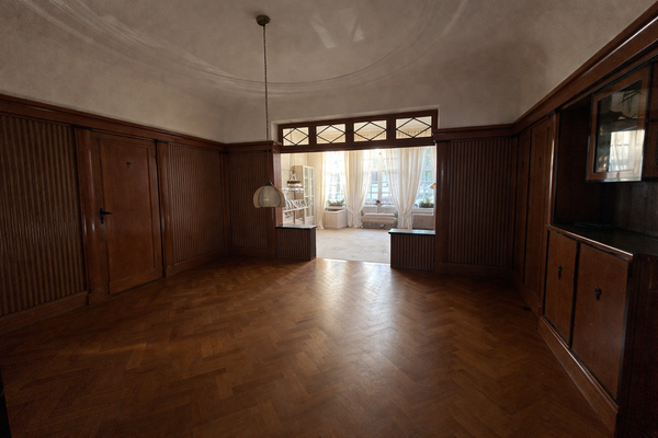 Wohnzimmer/Wintergarten  EG (KI-generiertes Foto).