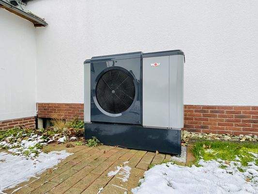 Neuwertige Wärmepumpe