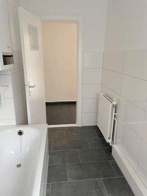 Badezimmer mit Wanne