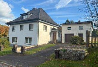 Straßenansicht