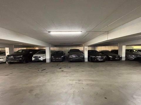 München - Neuhausen Garage, München - Neuhausen Stellplatz