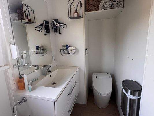 69feb045-6bf7-416c-8851-d91559cdd7e0