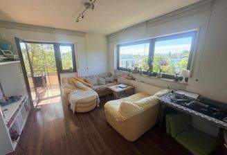 Wohnbereich mit Balkon