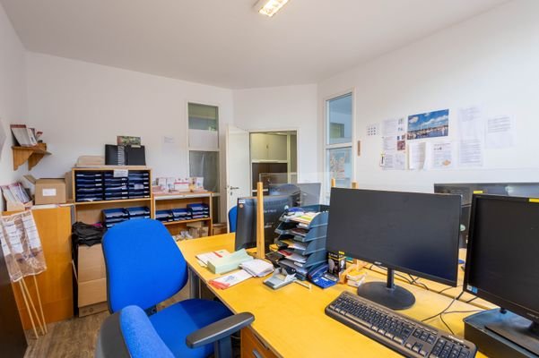 Büro 11