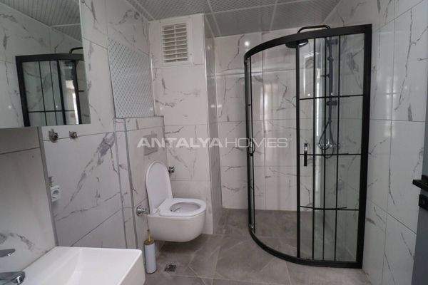 Apartments 900 m from the Tram Station in Antalya Kepez