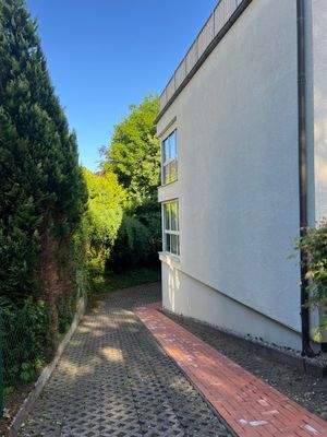 Zufahrt Stellplätze 