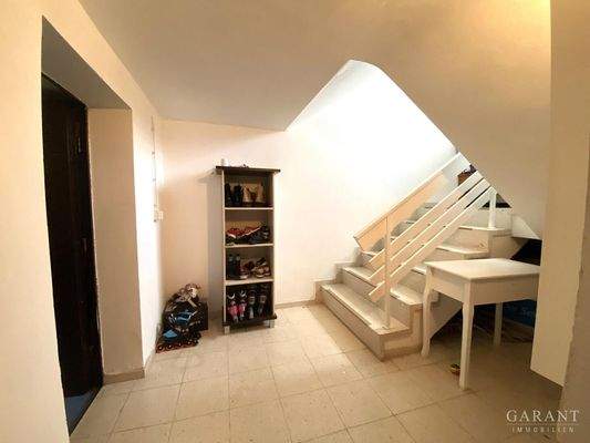 Treppenhaus - bzw. Flur UG