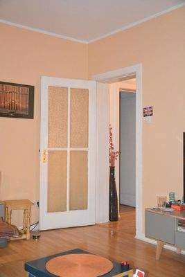 Wohnzimmer mit Eingang