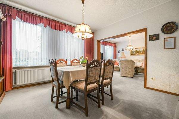 Wohn- und Esszimmer III