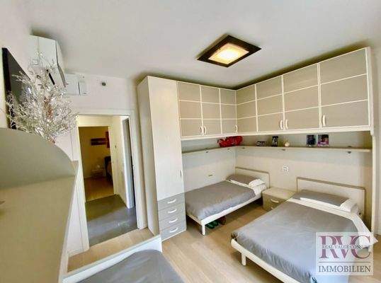 Screenshot 2023-12-05 045332