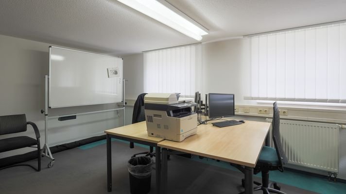 KG: Büro