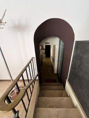 8 Treppenzugang zur  Weinstube