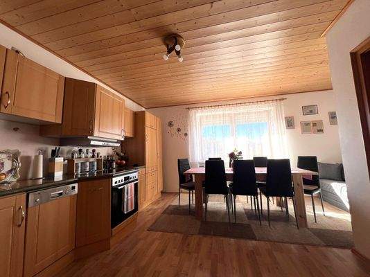 Küche 1. OG (gr. WHG)