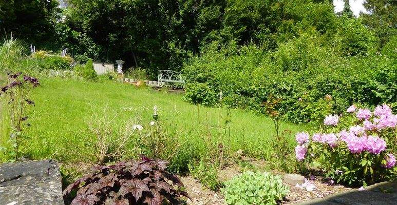 Blick zur oberen Terrasse