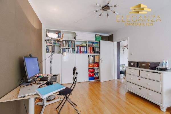 Kinder_Arbeitszimmer 2.jpg