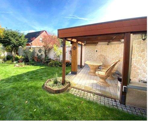 Überdachter Sitzplatz