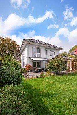 Weitere Ansicht Garten mit Terrasse