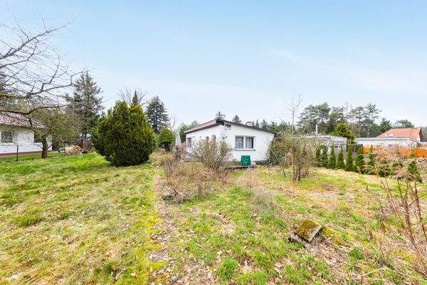 Bauträgerfrei, teilerschlossen