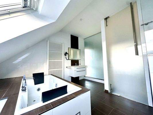 3.OG Bad WT Whirlpool