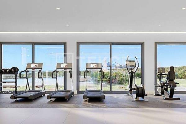 Stylish Apartments with Bright Interiors in Casares