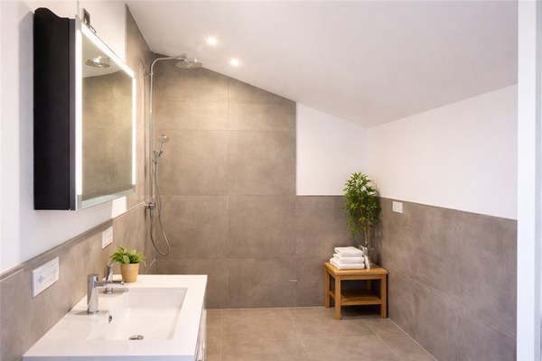 Altersgerechtes und barrierefreies Badezimmer im O