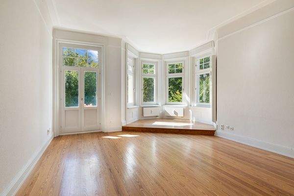 Wohnzimmer mit Erker