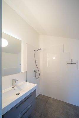 Bad im Büro/Lager im EG (1)