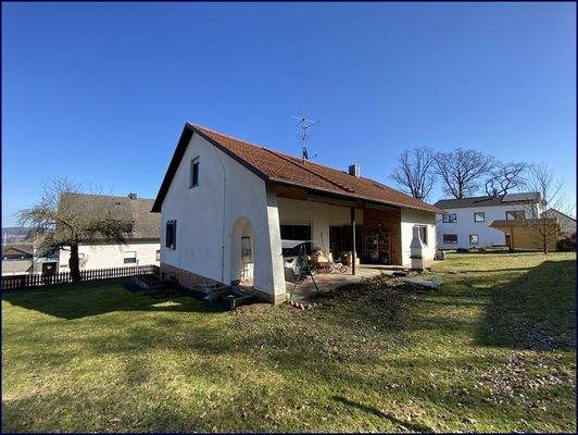 seitliche Rückansicht Garten