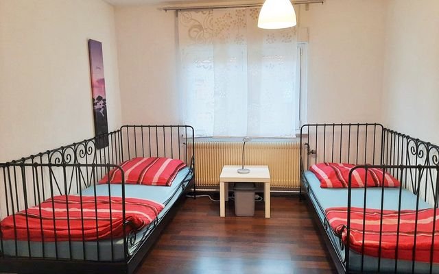 Zimmer 3  Zimmer in Esslingen zu vermieten möbliert Wohnen auf Zeit urbanbnb 1.jpeg