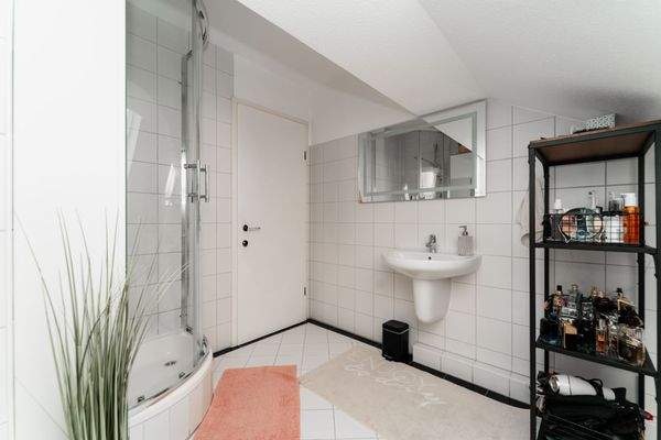 Badezimmer Nr. 2 - DG