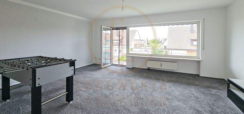 32-1.OG-Wohnung-Wohnzimmer