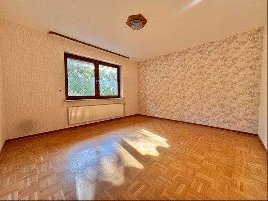 Großes Schlafzimmer