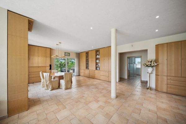 Offener Wohn- und Essbereich