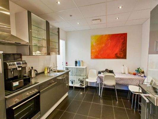 Kosmetikstudio Personalküche / Staff Kitchen