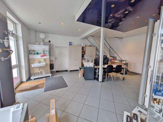 Gewerbimmobilie - Erdgeschoss