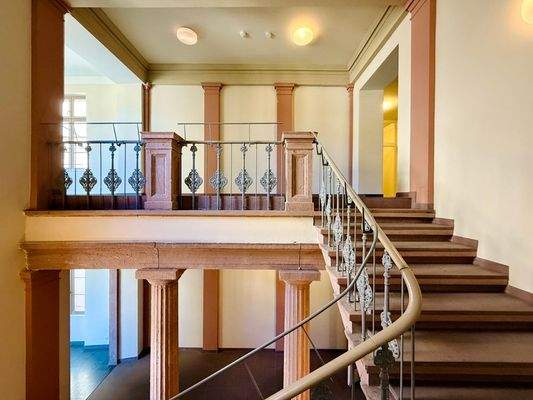 Historischer Treppenaufgang I