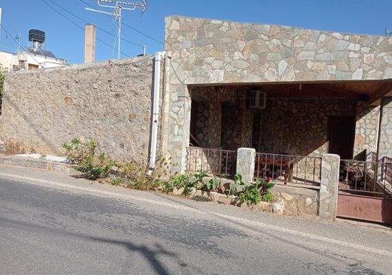 Kreta, Epano Sisi: Doppelhaushälfte mit einem Schlafzimmer. Nur 10 Minuten zu Fuß zum Strand