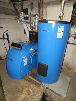 Öl - Heizung Marke Buderus 