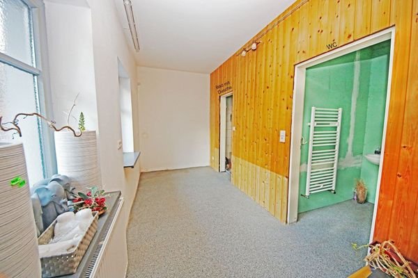 kleiner Flur im EG